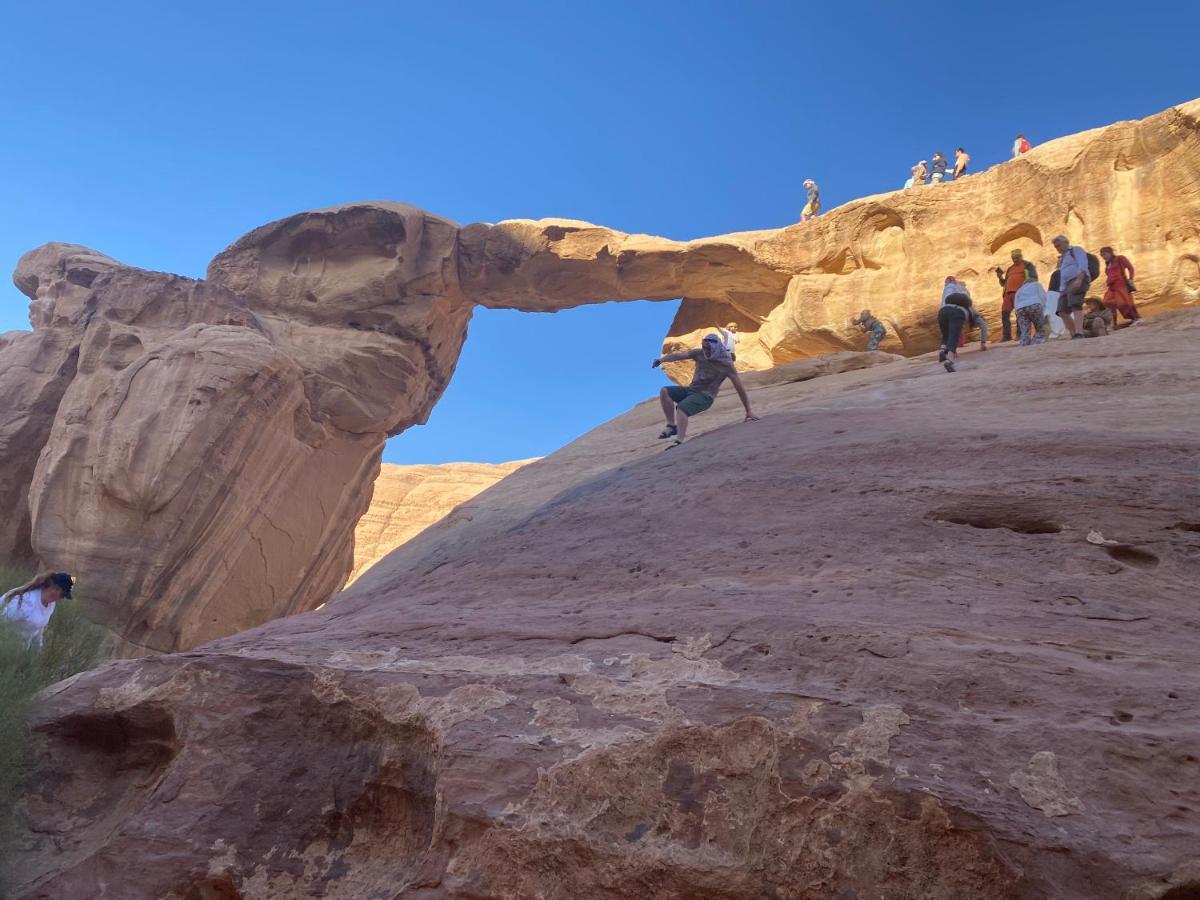 Wadi Rum Hugo Camp Εξωτερικό φωτογραφία