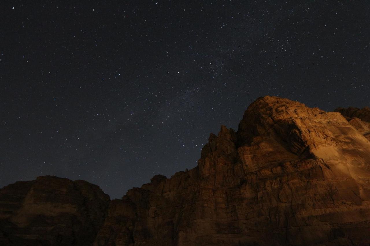 Wadi Rum Hugo Camp Εξωτερικό φωτογραφία