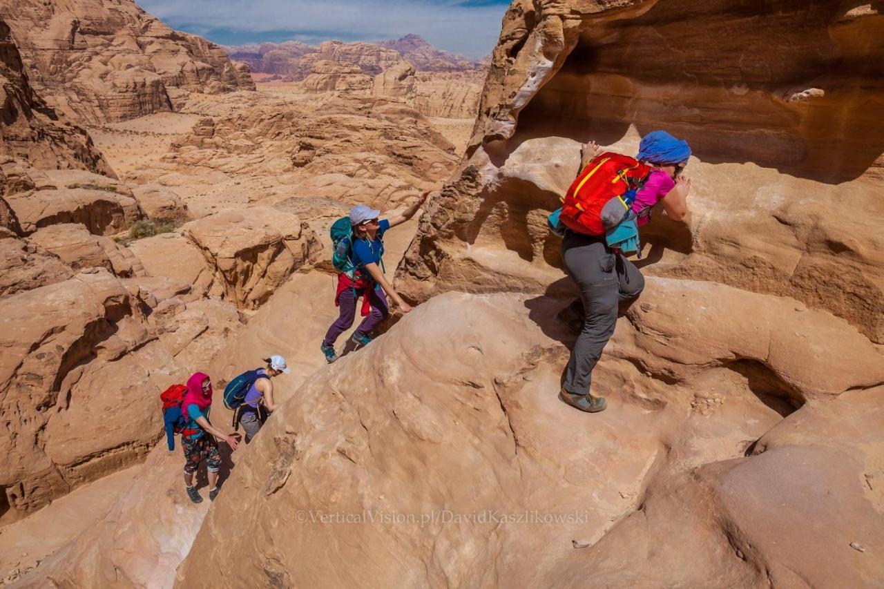 Wadi Rum Hugo Camp Εξωτερικό φωτογραφία