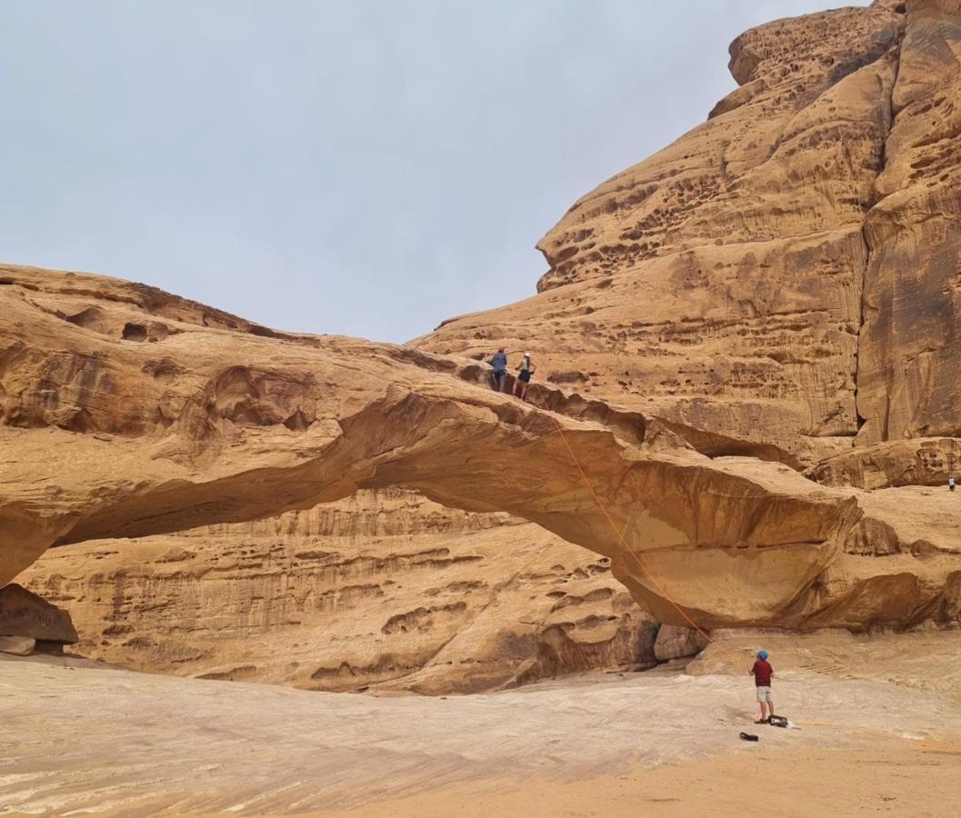 Wadi Rum Hugo Camp Εξωτερικό φωτογραφία