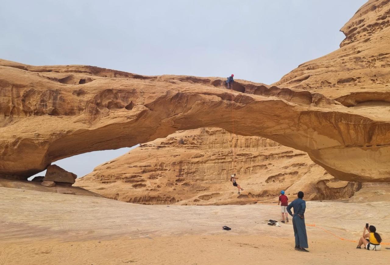 Wadi Rum Hugo Camp Εξωτερικό φωτογραφία